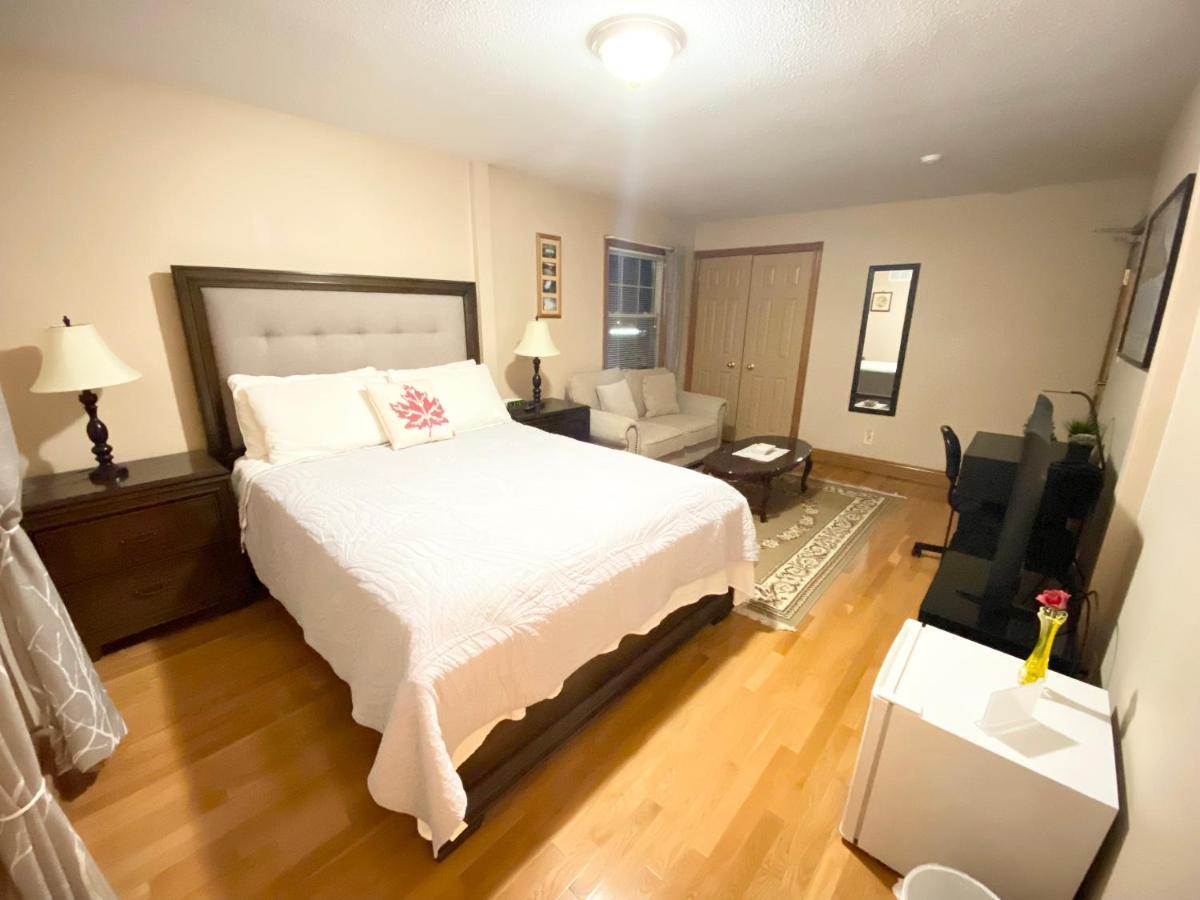 Anna'S Bed & Breakfast ไนแอการาฟอลส์ ภายนอก รูปภาพ