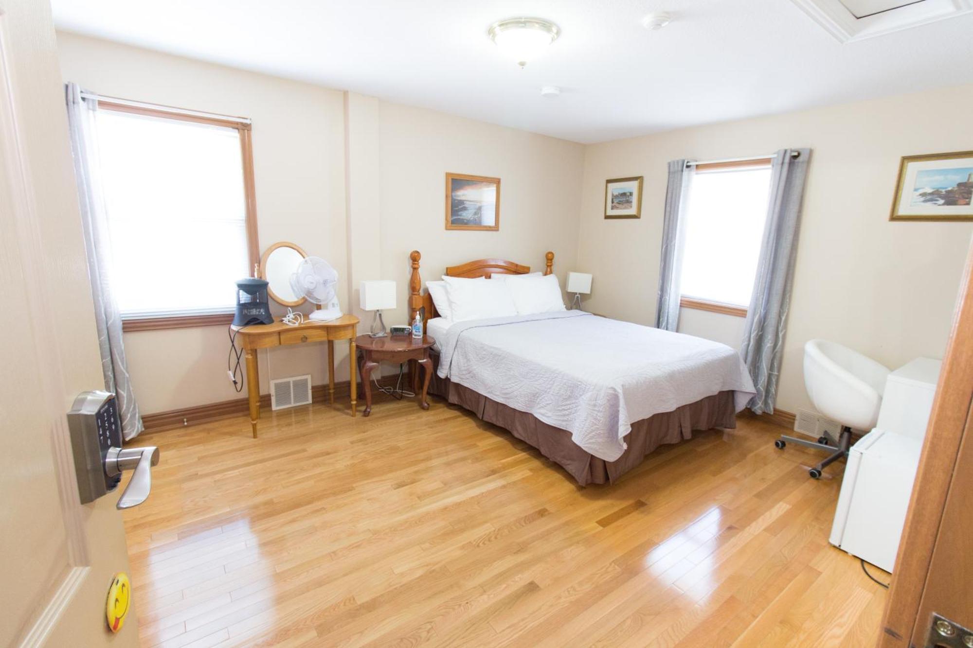Anna'S Bed & Breakfast ไนแอการาฟอลส์ ภายนอก รูปภาพ