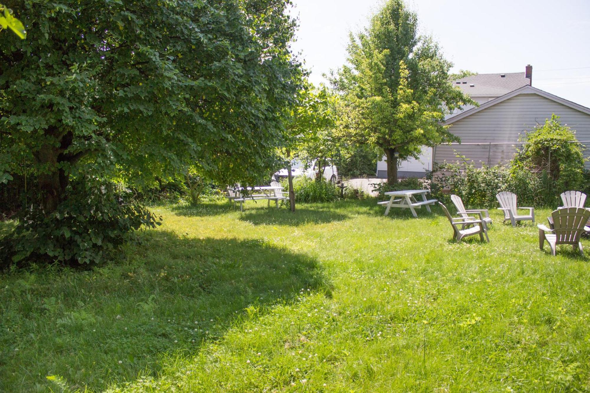 Anna'S Bed & Breakfast ไนแอการาฟอลส์ ภายนอก รูปภาพ