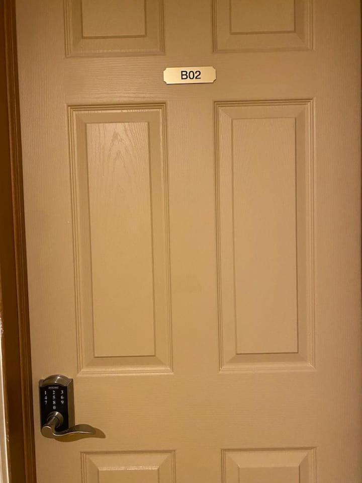 Anna'S Bed & Breakfast ไนแอการาฟอลส์ ภายนอก รูปภาพ